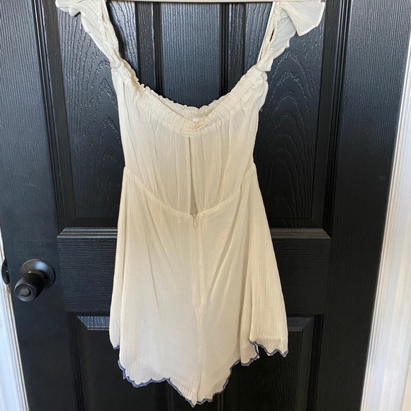 Romper - Picture 2 of 2